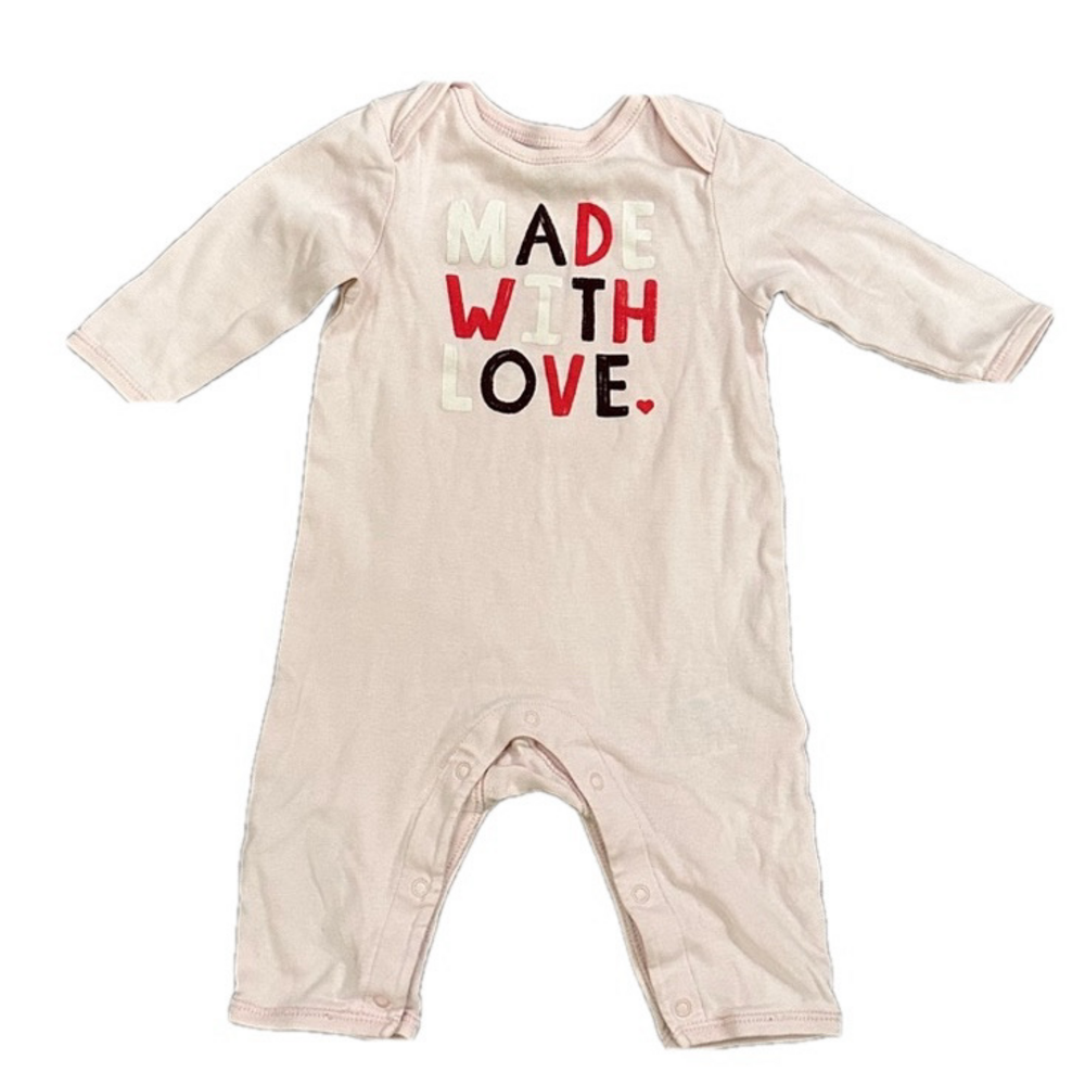 6/20$ OLD NAVY pink baby “made with love” jumpsuit size 3-6m